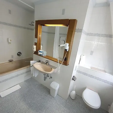 Hotel Berg's Backpacker Ruedesheim am Rhein