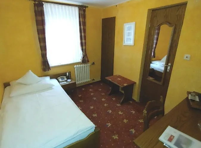 Berg's Backpacker Hotel